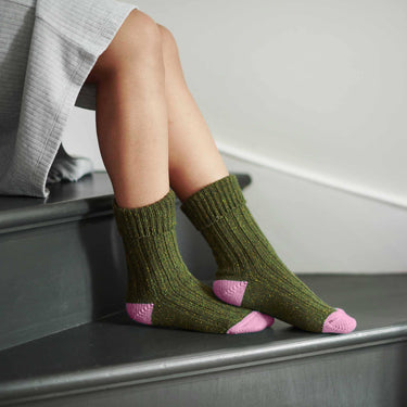 Large Unisex Recycled Silk Blend Ribbed Socks - Green & Dusky Pink