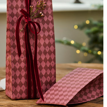 Gift Wrap - Harlequin With Hearts - Red / Desert Rose