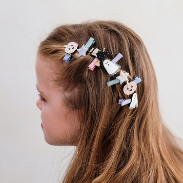 Halloween Salon Clips
